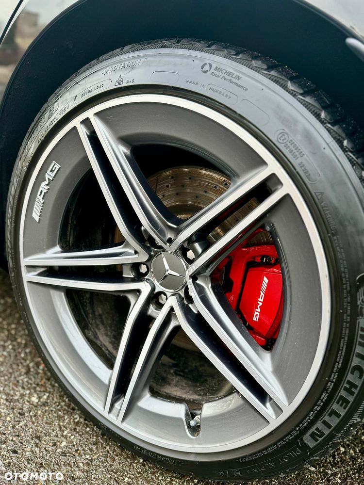 Mercedes-Benz AMG GT - 13