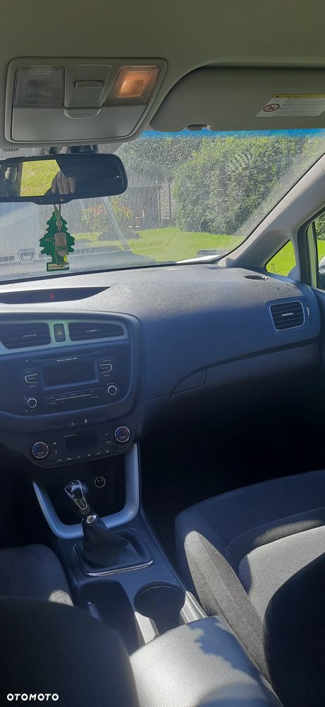 Kia Ceed - 9