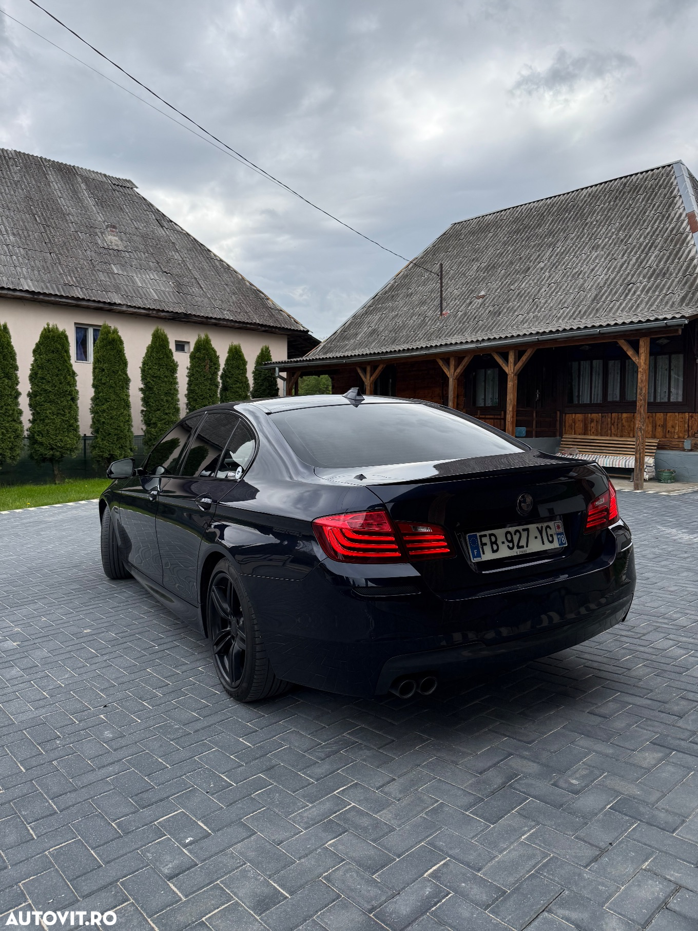 BMW Seria 5 520d xDrive - 3