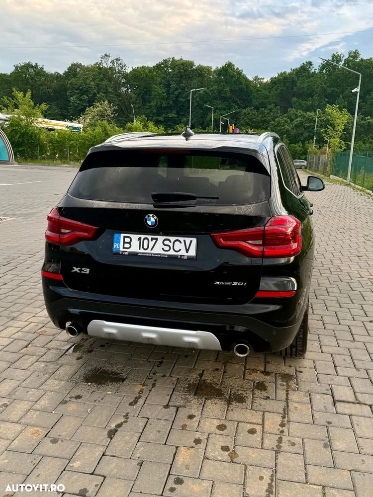BMW X3 xDrive30i AT xLine - 12