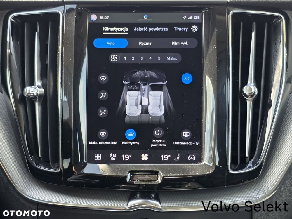 Volvo XC 60 - 29