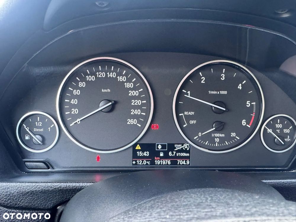 BMW Seria 3 316d Sport Line - 15