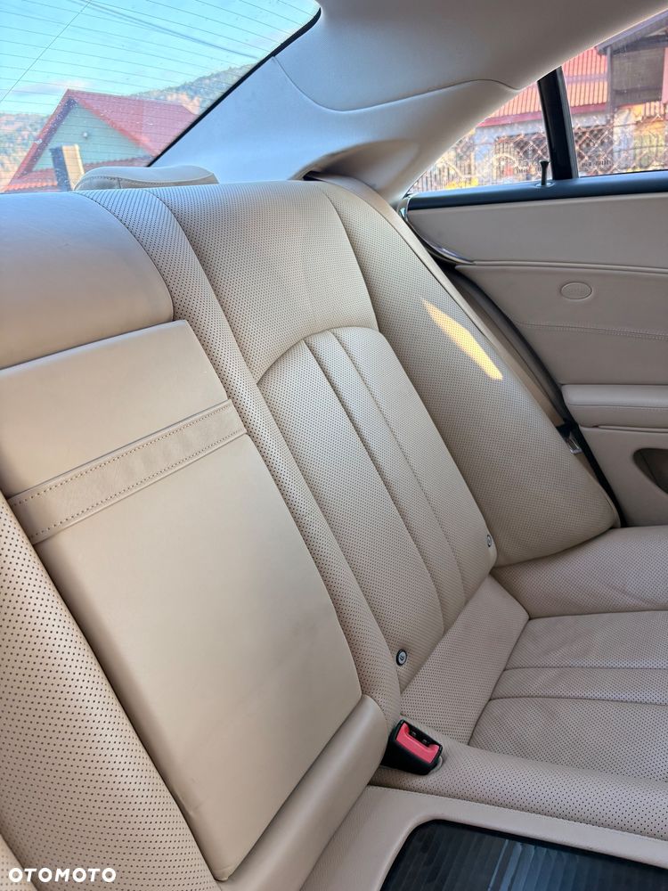Mercedes-Benz CLS 500 7G-TRONIC - 16