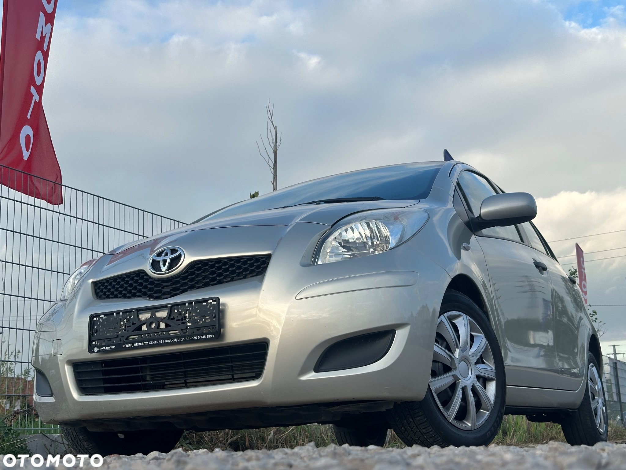 Toyota Yaris 1.33 Sol - 2