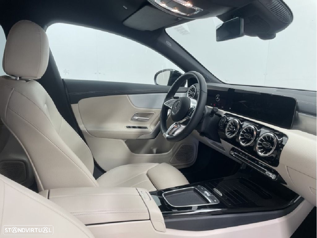 Mercedes-Benz CLA 180 - 14