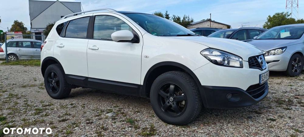 Nissan Qashqai - 2