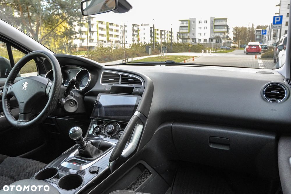 Peugeot 3008 1.6 Premium - 10