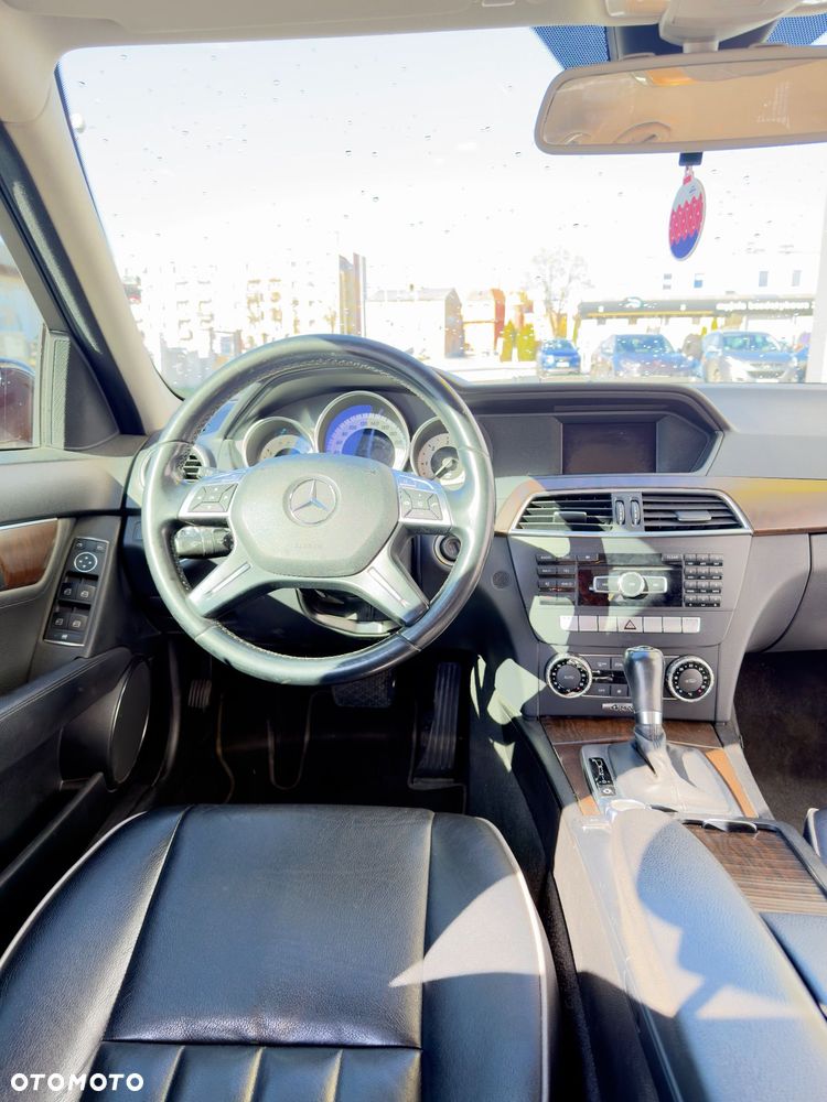 Mercedes-Benz Klasa C 350 CDI BlueEff Elegance 4-Matic - 10