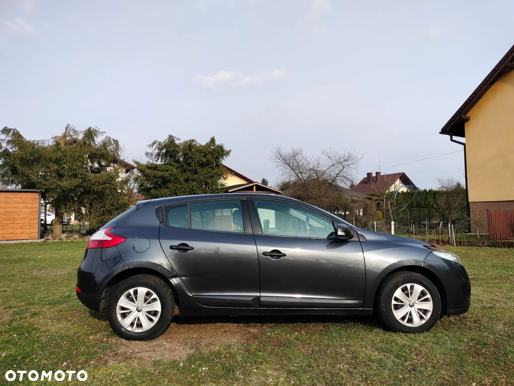 Renault Megane 1.6 16V Style Edition - 7