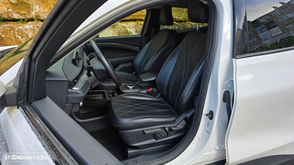 Ford Mustang Mach-E - 41