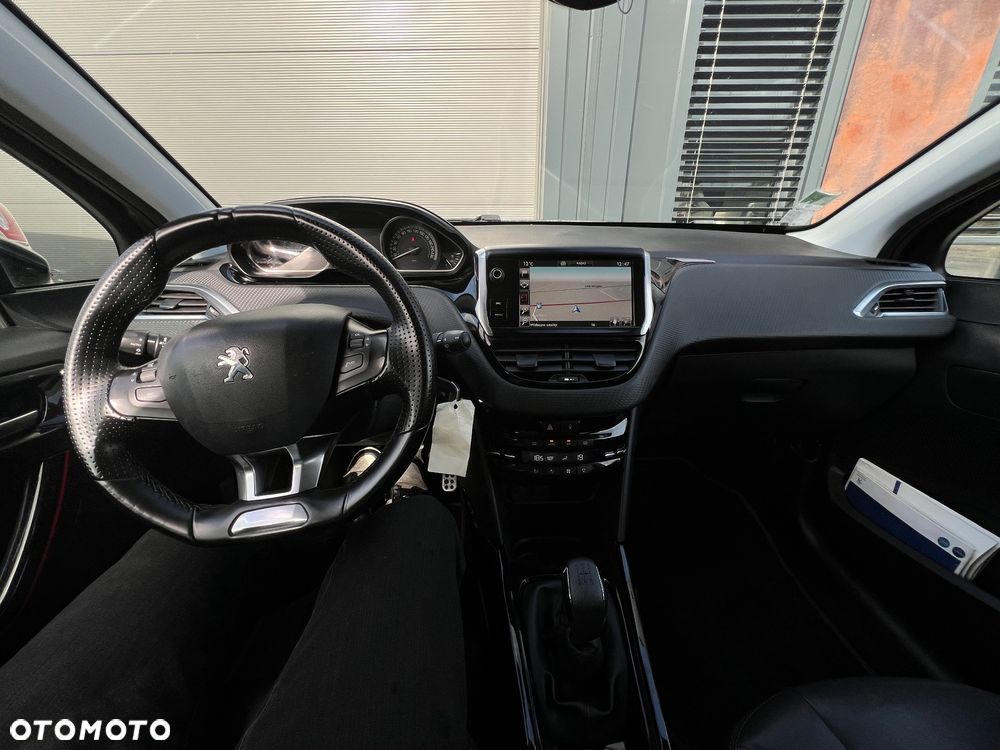 Peugeot 2008 PureTech 110 Stop&Start GT-Line Edition - 16