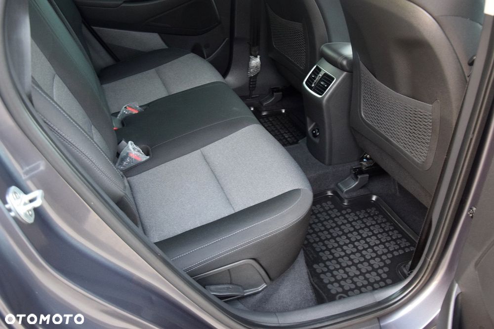 Hyundai Tucson 1.6 T-GDI Premium 4WD DCT - 12