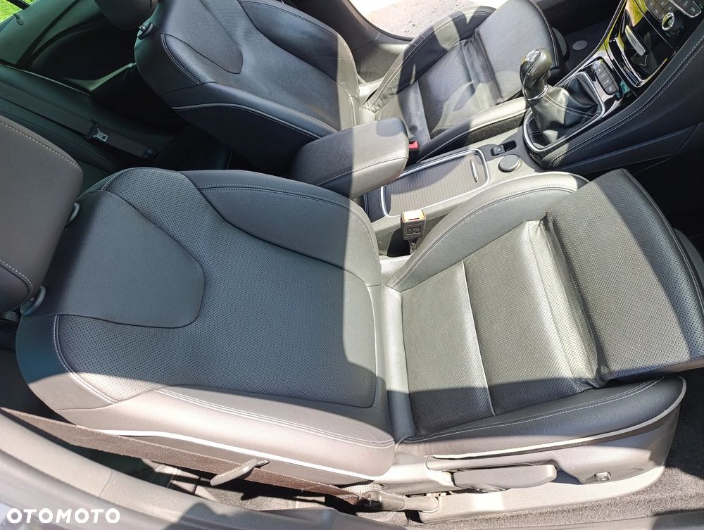 Opel Astra 1.6 BiTurbo D (CDTI) Start/Stop Innovation - 36