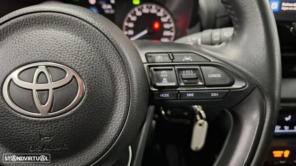 Toyota Yaris 1.5 HDF Comfort Plus - 14