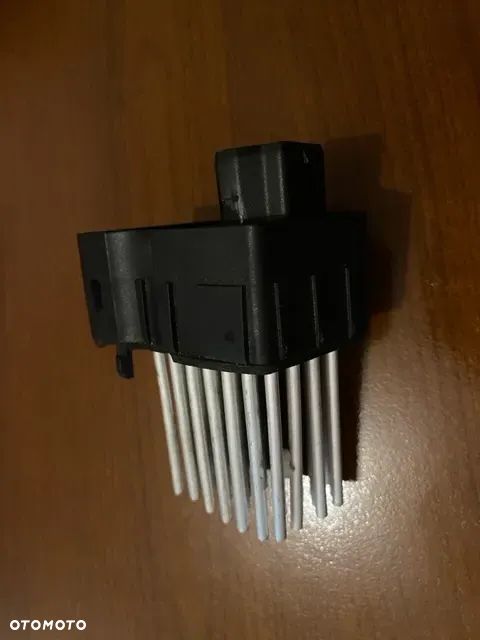 REZYSTOR OPORNIK DMUCHAWY BMW SERIA 5 E39 99000053   5HL351321-511