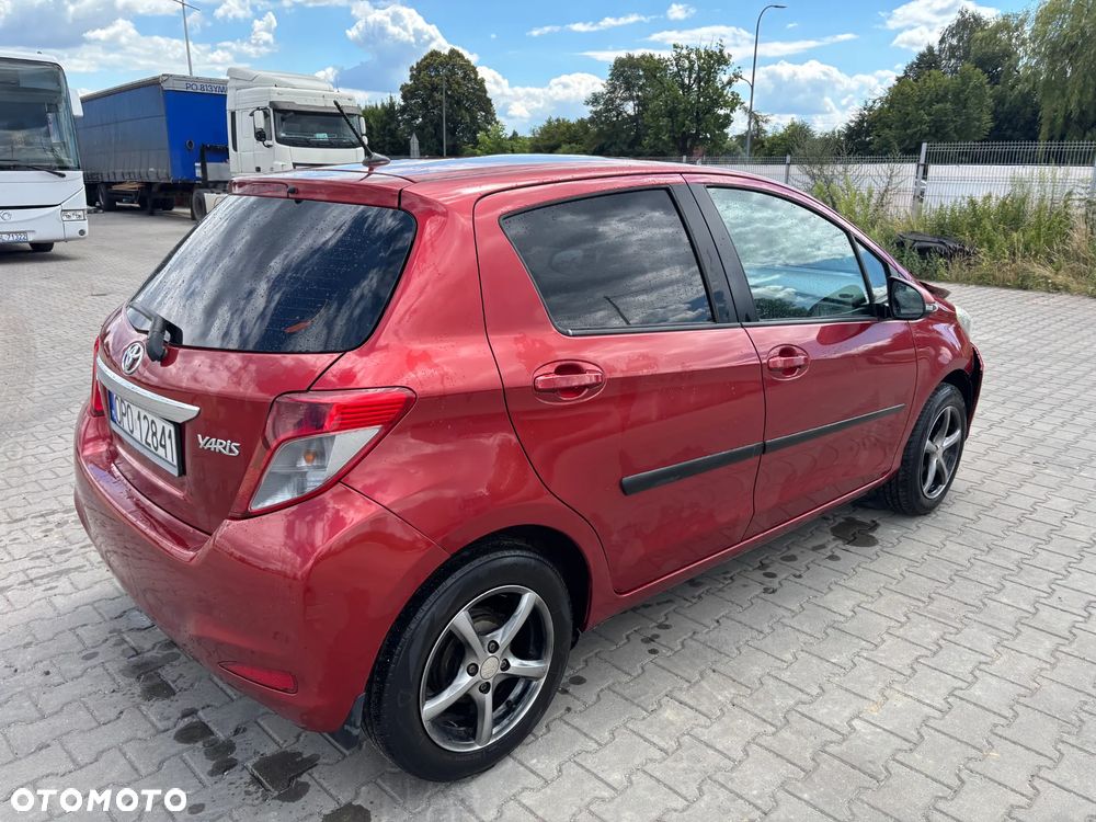 Toyota Yaris 1.33 Luna - 5