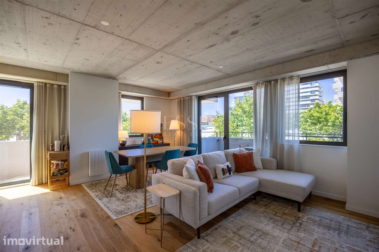 Apartamento T1 com Varandas no Flower Tower - Grande imagem: 2/31