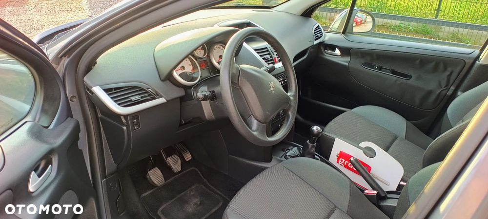Peugeot 207 1.4 U Move - 17