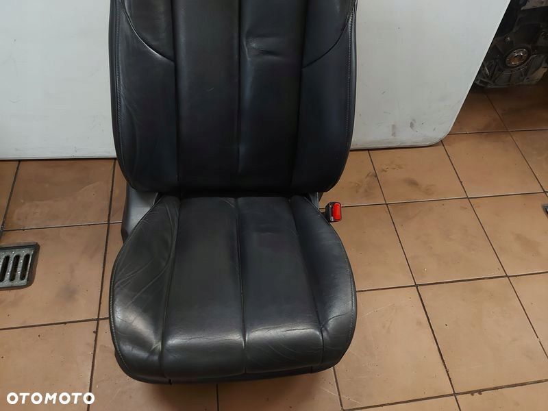 mazda cx-7 lift fotel prawy przód skóra grzany elektryka pamięć uk - 2