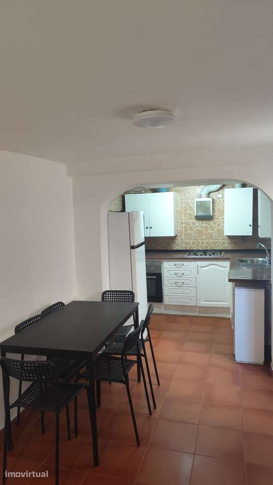 T1 MOBILADO COM TERRAÇO – AGUALVA-CACÉM – 750€/MÊS - Grande imagem: 2/5