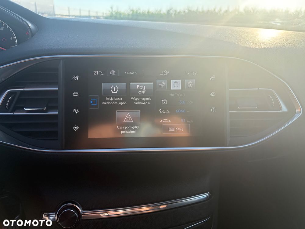 Peugeot 308 e-HDi FAP 115 Stop&Start Business Line Niveau 1 - 26