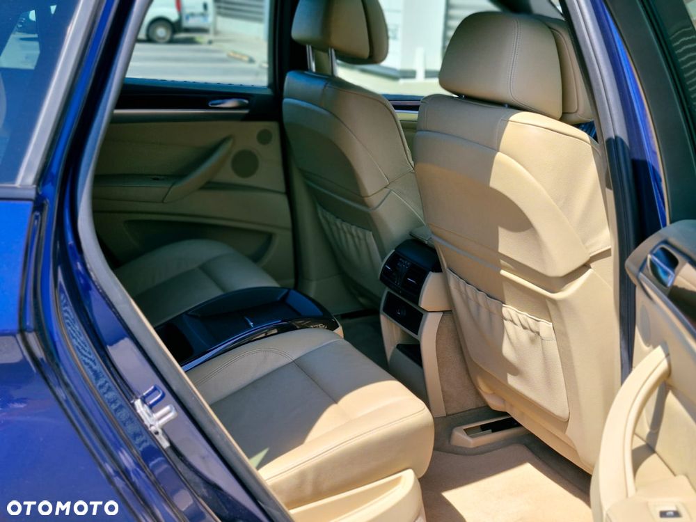 BMW X6 - 16