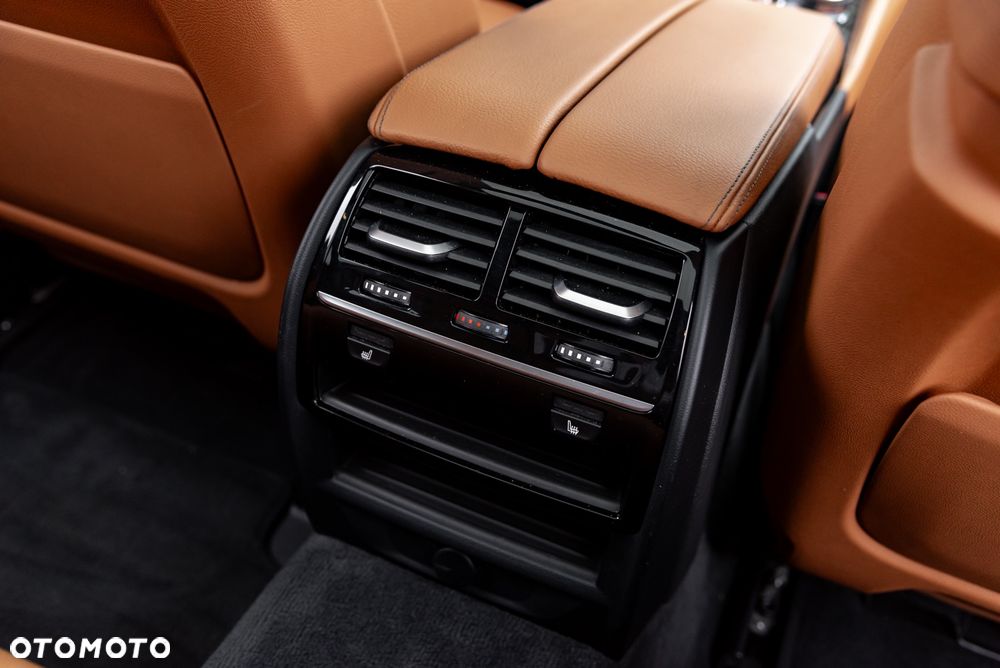 BMW Seria 5 530i xDrive GPF M Sport sport - 25