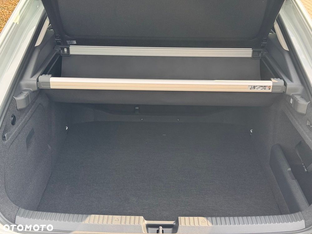 Skoda Superb 2.0 TDI SCR 4x4 Drive DSG - 9