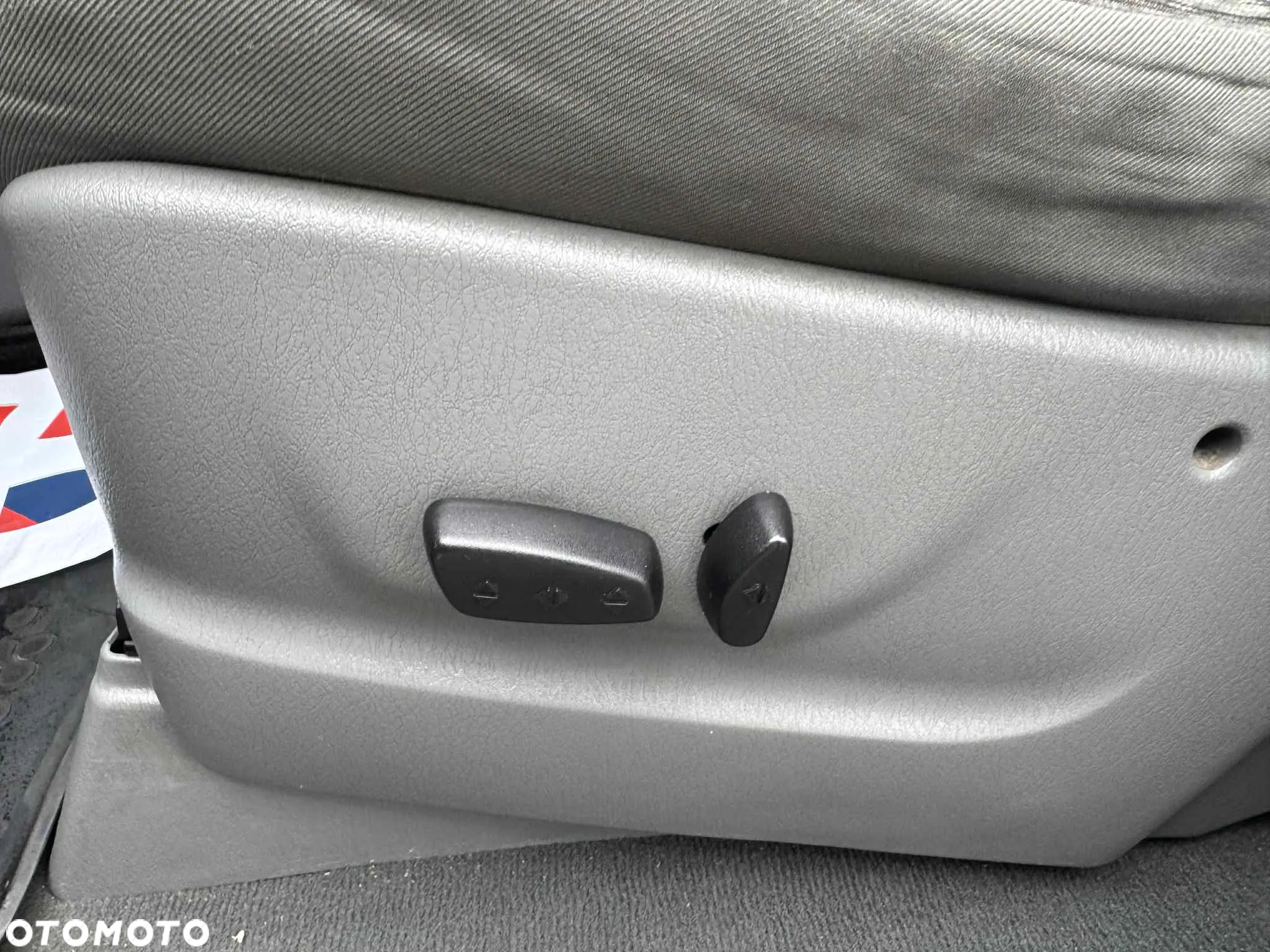 Chrysler Voyager 2.8 LX CRD - 13