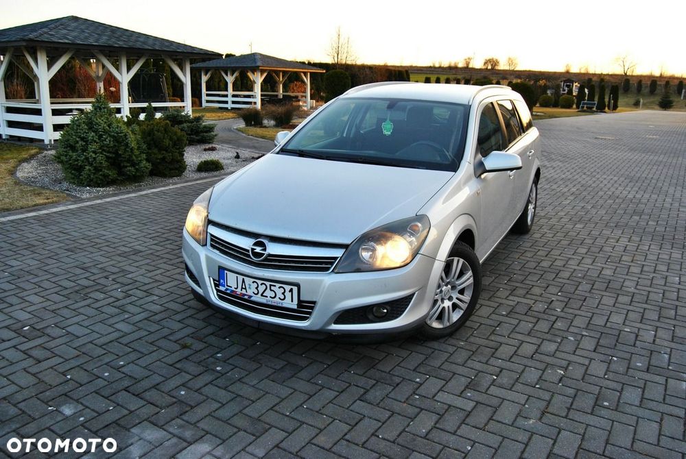 Opel Astra - 4