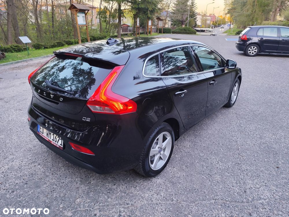 Volvo V40 D2 - 13