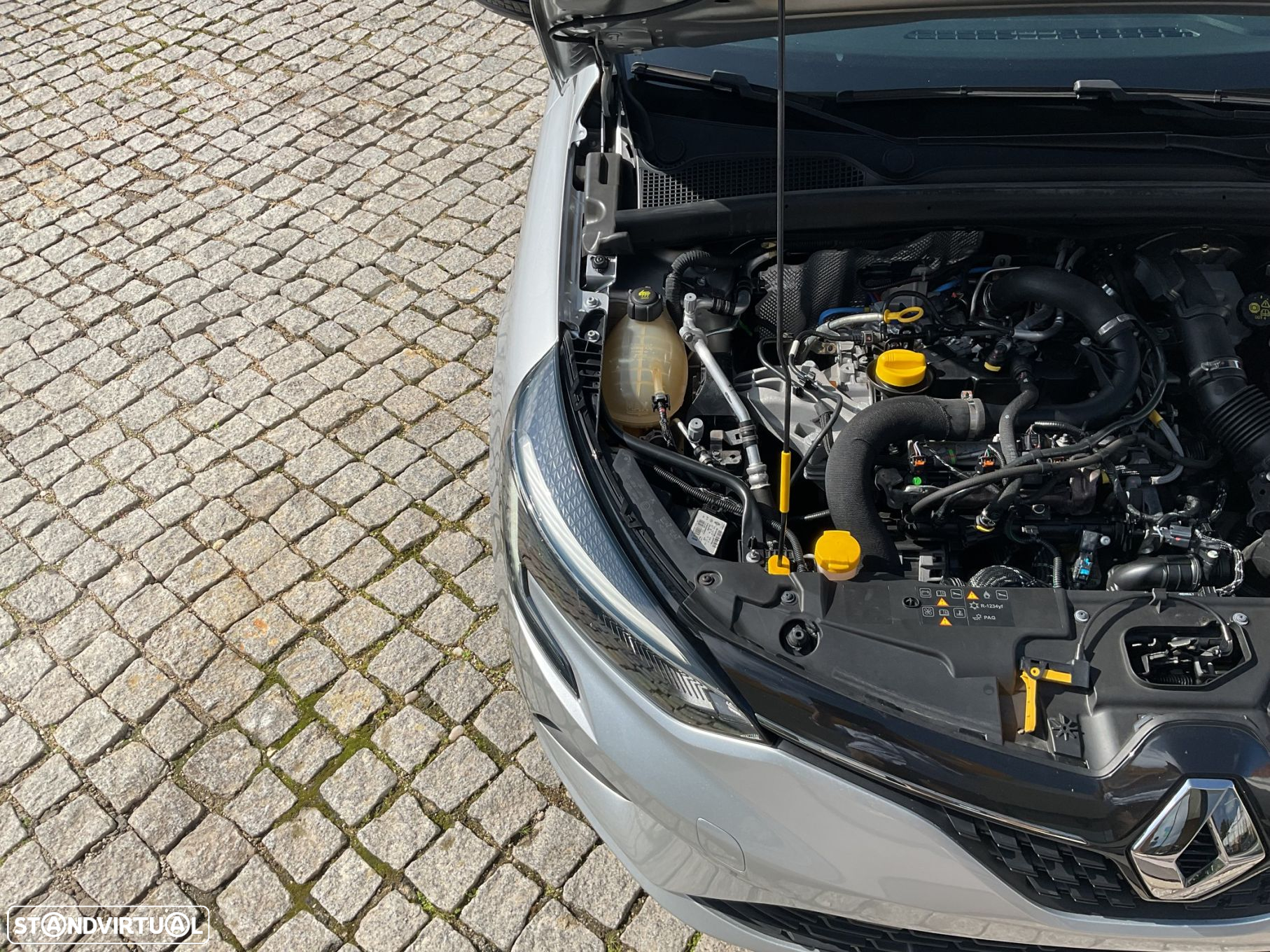 Renault Clio 1.0 TCe Limited - 37
