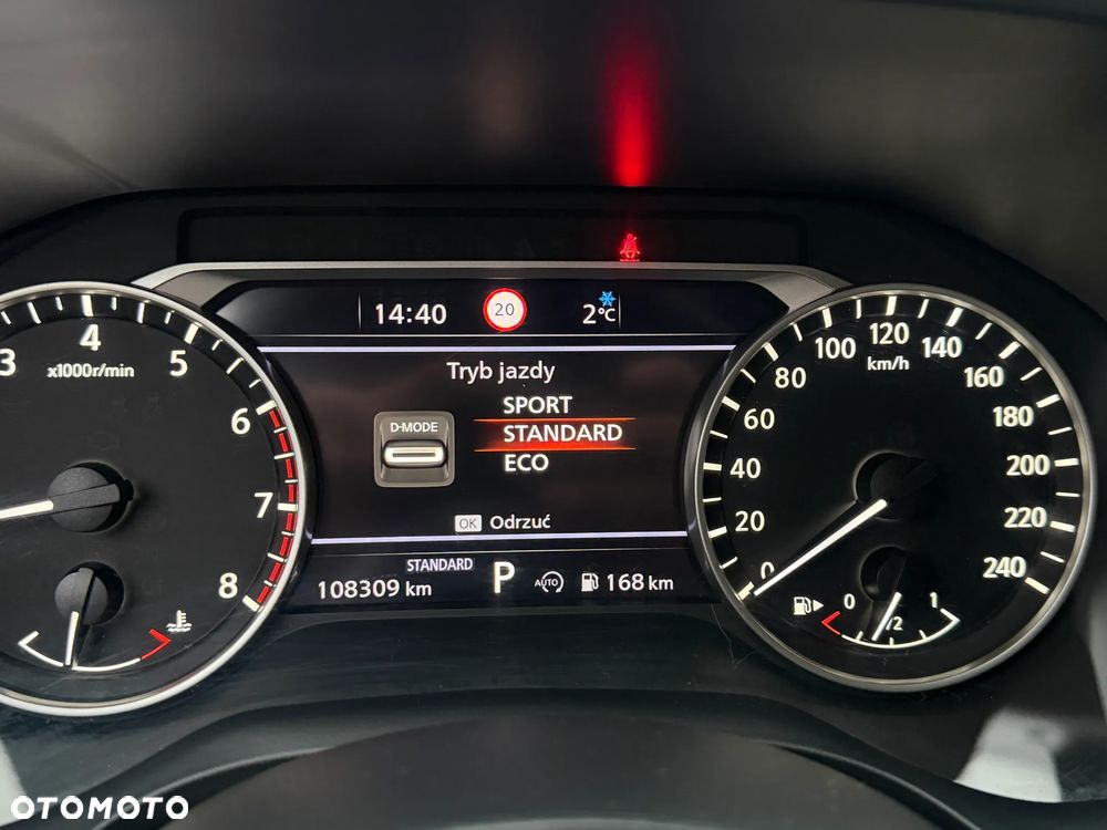 Nissan Qashqai 1.3 DIG-T N-Connecta DCT - 25