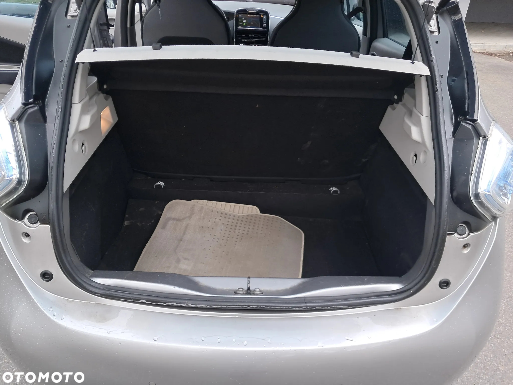 Renault Zoe - 6