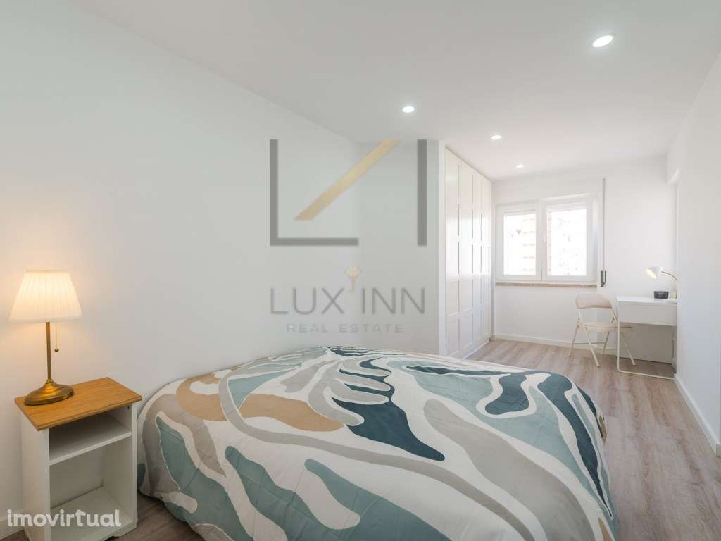 T1 na Amadora: Entrar e Viver! Totalmente Remodelado, Mobilado e Eq... - Grande imagem: 2/29