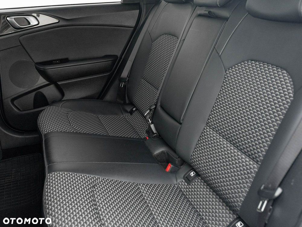 Kia Ceed 1.0 T-GDI L - 26