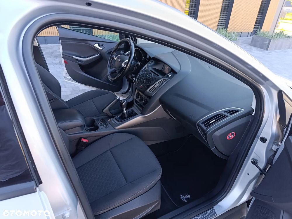 Ford Focus 1.0 EcoBoost Trend - 11