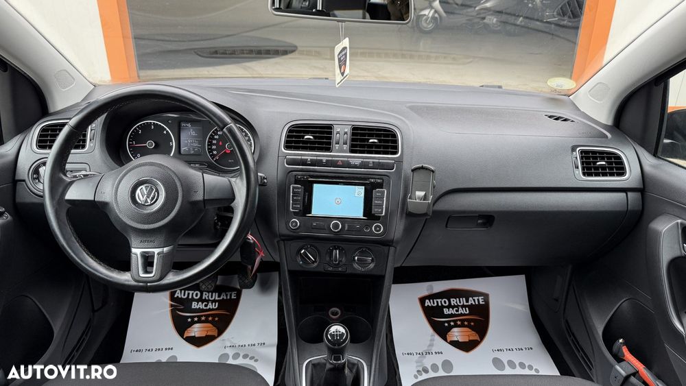 Volkswagen Polo - 8