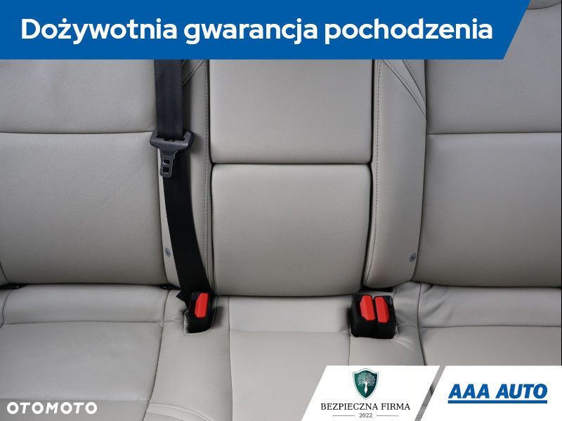 Volvo V40 - 11