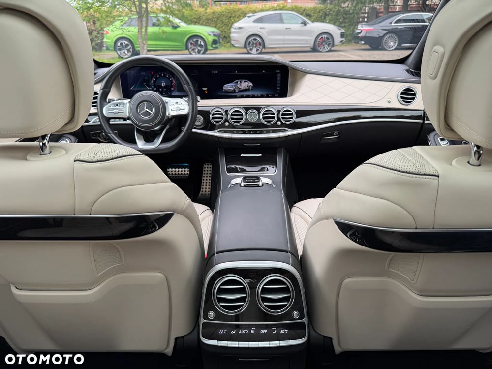Mercedes-Benz Klasa S 560 4-Matic L 9G-TRONIC - 32