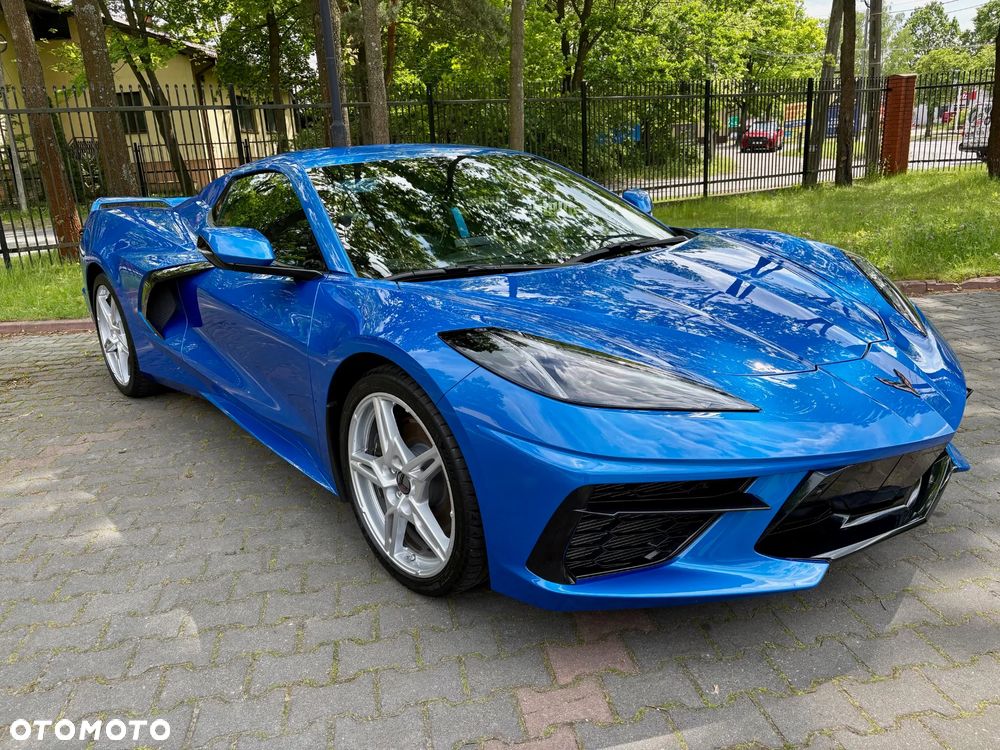 Chevrolet Corvette - 14