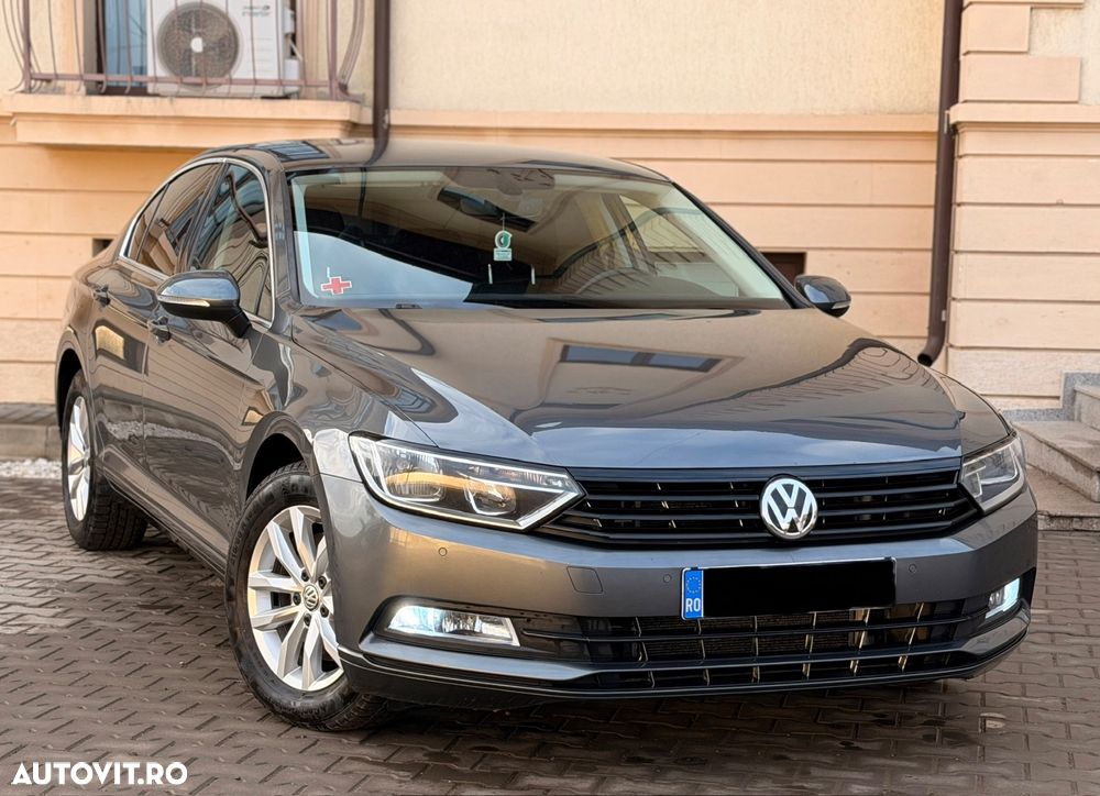 Volkswagen Passat - 3