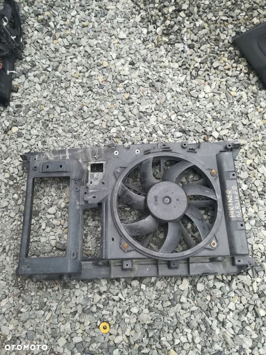 PEUGEOT PARTNER 2008 -- WENTYLATOR - 1