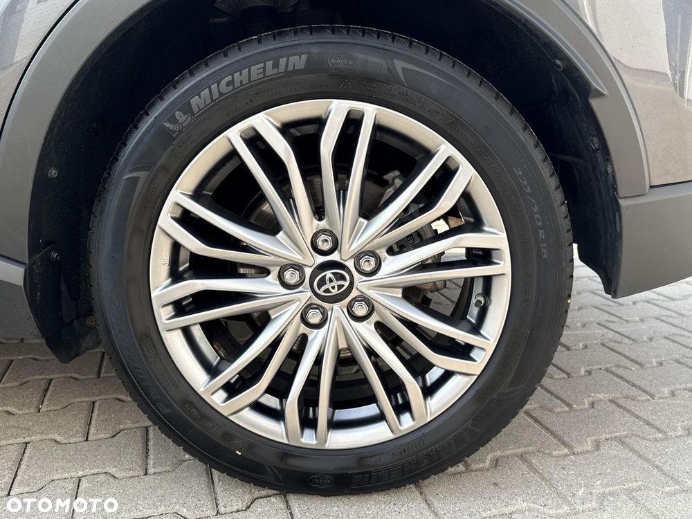 Toyota C-HR 2.0 Hybrid Executive - 26