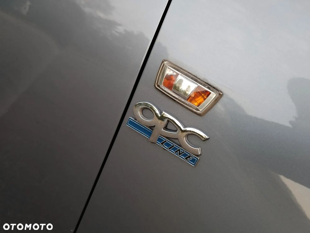 Opel Insignia 2.0 Turbo Sports Tourer 4x4 Automatik Cosmo - 31