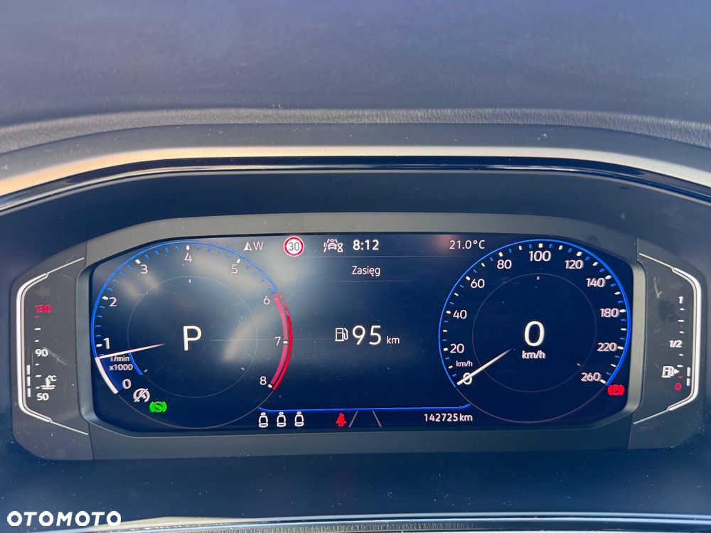 Volkswagen T-Roc 1.5 TSI ACT OPF DSG IQ.DRIVE - 25