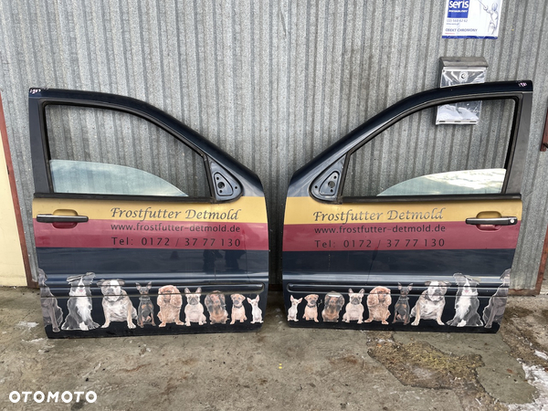 MERCEDES ML 163 drzwi przednie przod szyba zamek listwa granatowe 189