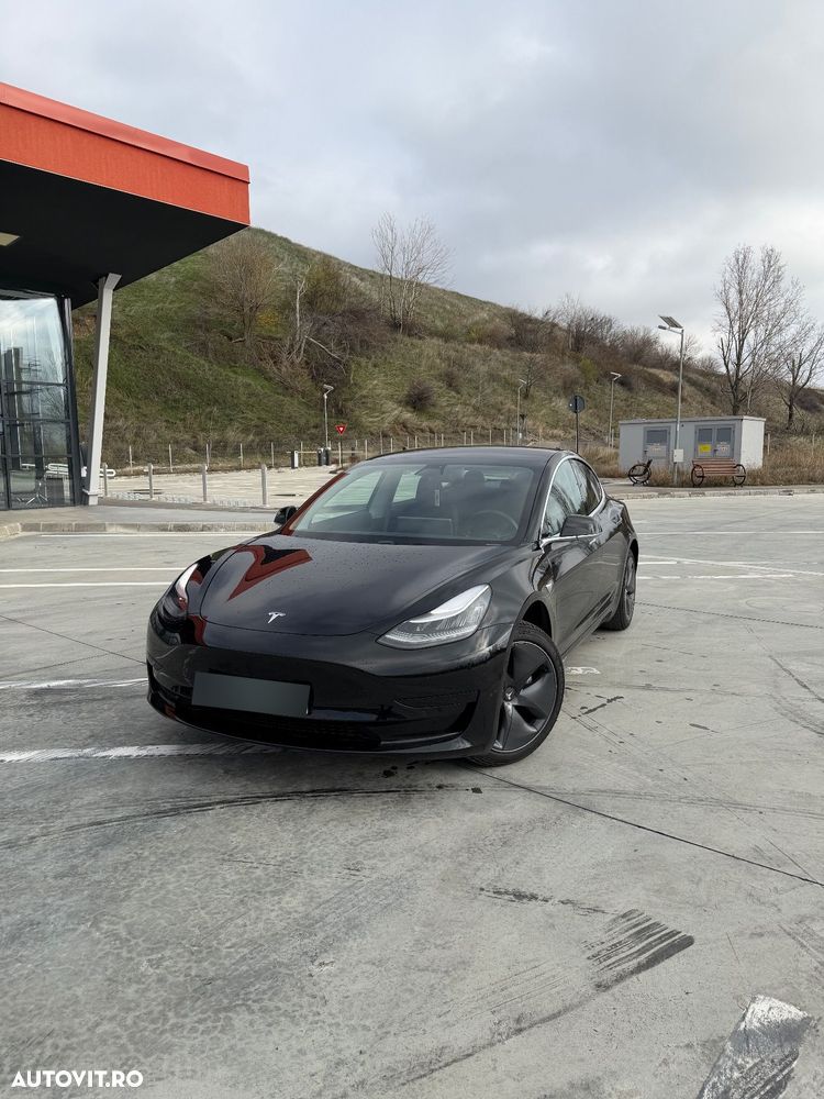 Tesla Model 3 Standard Reichweite Plus Hinterradantrieb - 1