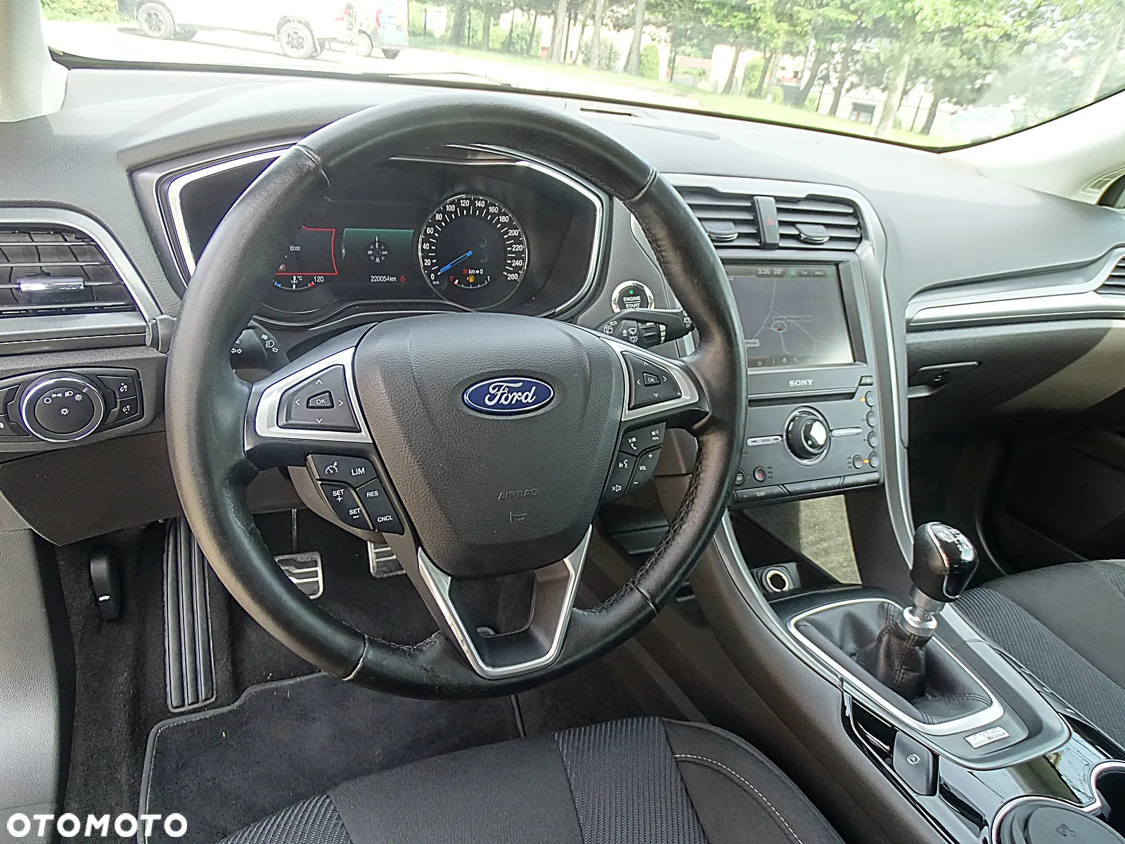 Ford Mondeo 2.0 TDCi Titanium - 27