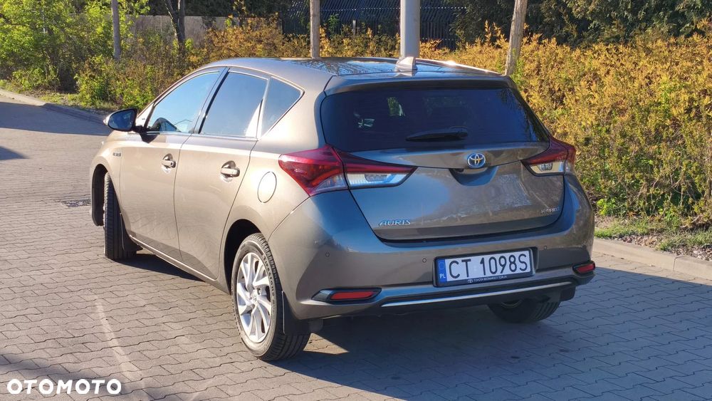 Toyota Auris - 11